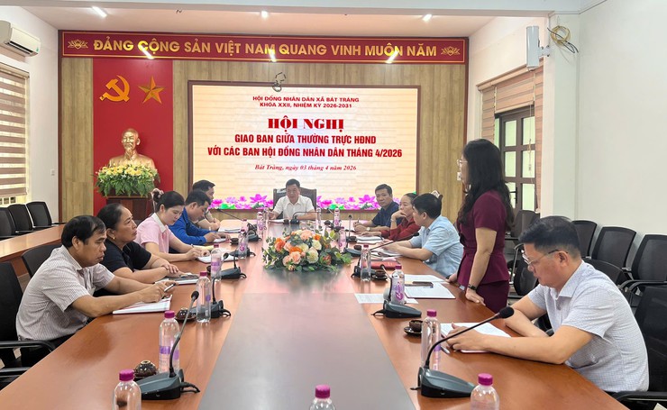 Bát Tràng giao ban công tác hội đồng nhân dân tháng 4/2026- Ảnh 2.