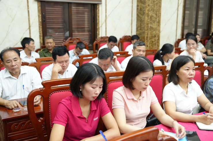 THANH OAI PHÁT ĐỘNG CUỘC THI CHÍNH LUẬN VỀ BẢO VỆ NỀN TẢNG TƯ TƯỞNG CỦA ĐẢNG VÀ HỘI THI BÁO CÁO VIÊN, TUYÊN TRUYỀN VIÊN GIỎI NĂM 2026- Ảnh 5.