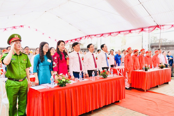 Lễ đón nhận Bằng xếp hạng di tích lịch sử - nghệ thuật cấp Thành phố đình Phương Hài, xã Phú Nghĩa- Ảnh 4.