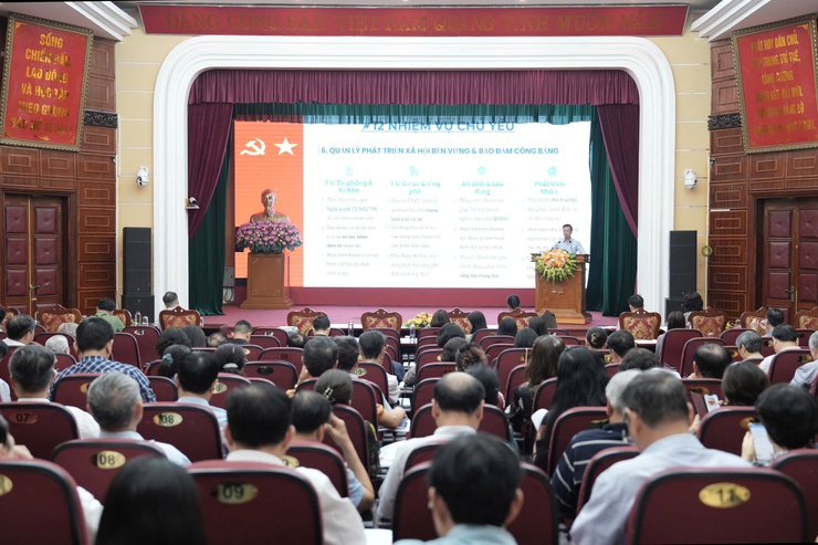 Phường Từ Liêm tổ chức hội nghị quán triệt nghị quyết và phát động cuộc thi chính luận về bảo vệ nền tảng tư tưởng của Đảng năm 2026- Ảnh 1.