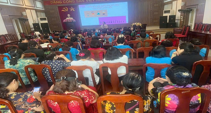 Trạm Y tế và Hội LHPN phường Đông Ngạc tổ chức truyền thông chăm sóc sức khỏe sinh sản cho hội viên phụ nữ trên địa bàn- Ảnh 4.