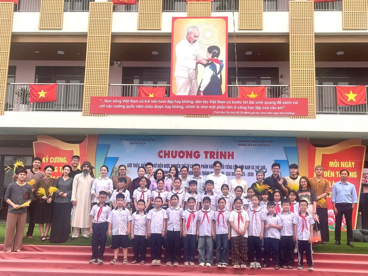 Sân khấu hóa tác phẩm văn học: Học sinh Trường Tiểu học Vĩnh Ngọc hào hứng trải nghiệm nghệ thuật- Ảnh 11.