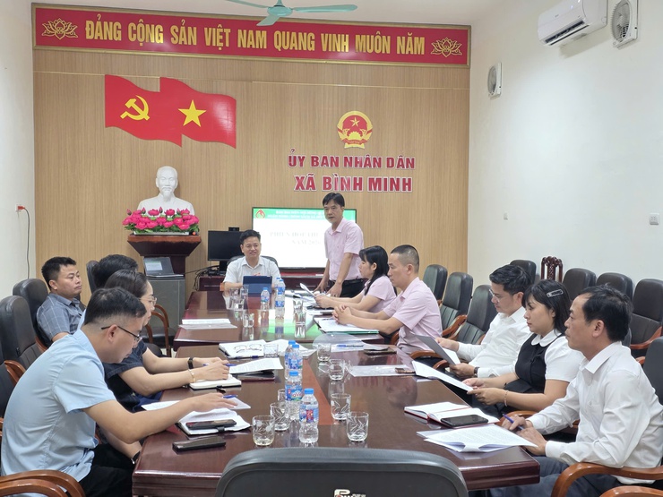 UBND XÃ BÌNH MINH TỔ CHỨC HỘI NGHỊ HỌP BAN ĐẠI DIỆN HĐQT NHCSXH XÃ PHIÊN THỨ NHẤT NĂM 2026- Ảnh 2.