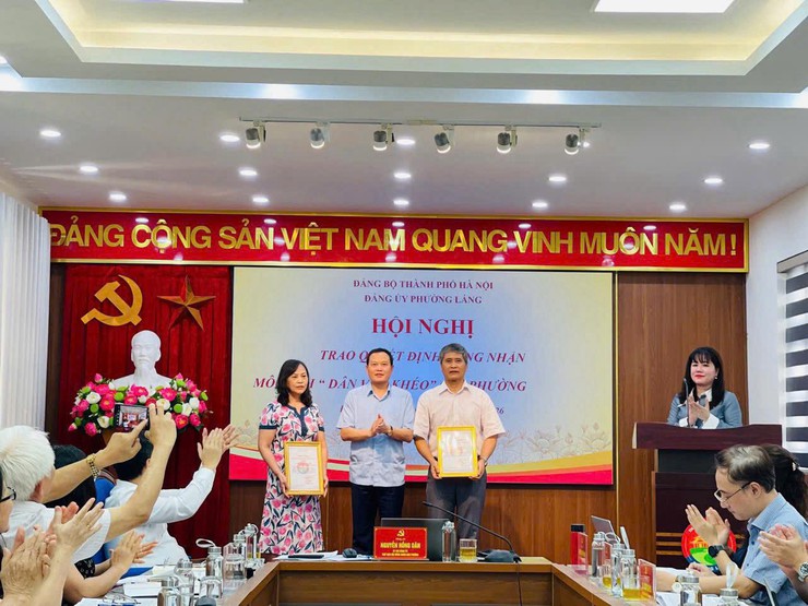 PHƯỜNG LÁNG: TỔ CHỨC HỘI NGHỊ GIAO BAN BÍ THƯ CHI BỘ THÁNG 4 NĂM 2026- Ảnh 2.