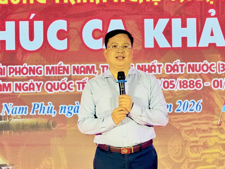 Nam Phù: Chương trình nghệ thuật “Vang khúc ca khải hoàn" – thắp sáng lịch sử, lan toả niềm tự hào dân tộc- Ảnh 2.