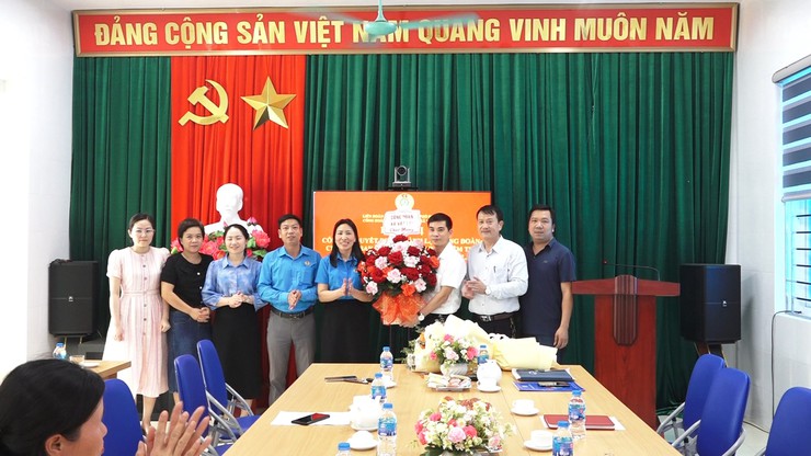 Hội nghị công bố Quyết định thành lập Công đoàn cơ sở Trạm Y tế- Ảnh 2.