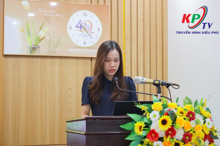 Đồng chí Phùng Huy Diễn- Phó Bí thư Đảng uỷ, chủ tịch UBND xã Kiều Phú dự sinh hoạt chi bộ Trường THPT Minh Khai- Ảnh 10.