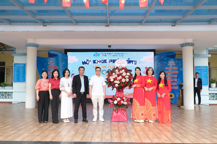 Hội khoẻ Phù Đổng trường Tiểu học Chu Văn An năm học 2025 - 2026: Dấu ấn gắn kết giữa gia đình và nhà trường- Ảnh 1.