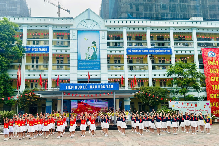 Hội khoẻ Phù Đổng trường Tiểu học Chu Văn An năm học 2025 - 2026: Dấu ấn gắn kết giữa gia đình và nhà trường- Ảnh 3.