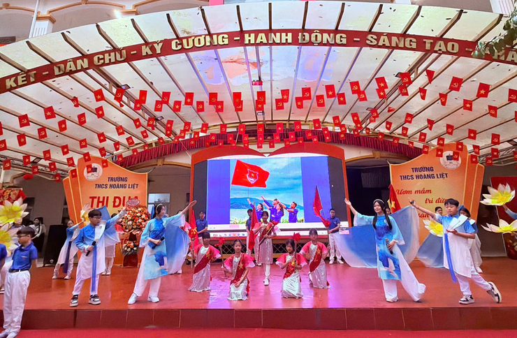 Trường THCS Hoàng Liệt sôi nổi tổ chức ngày hội Thiếu nhi vui khỏe - Tiến bước lên Đoàn năm học 2025-2026 - Ảnh 3.