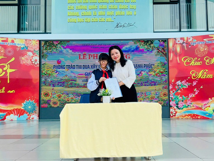 Trường THCS Linh Đàm phát động phong trào thi đua “Xây dựng trường học hạnh phúc” giai đoạn 2026 - 2030- Ảnh 3.