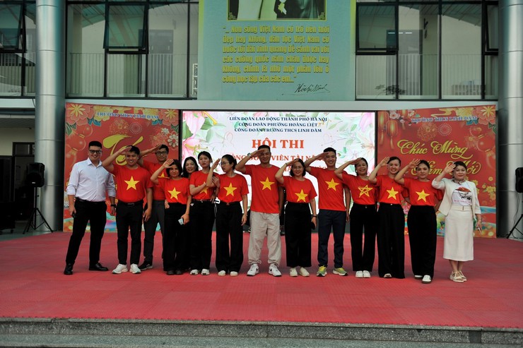 Trường THCS Linh Đàm - nơi hạnh phúc nở hoa trong hội thi “Công đoàn viên tài năng - duyên dáng - hạnh phúc”- Ảnh 5.