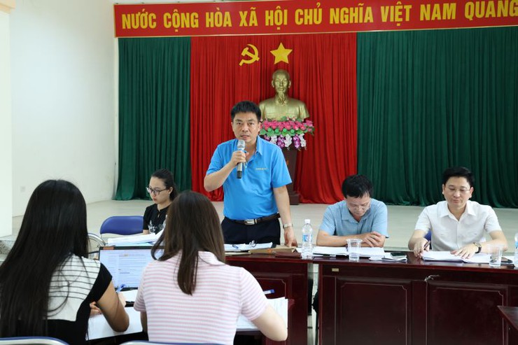 UBND xã Xuân Mai tổ chức hội nghị tuyên truyền, vận động các hộ gia đình, cá nhân có đất thu hồi bàn giao mặt bằng thi công thực hiện dự án đầu tư cải tạo, nâng cấp Quốc lộ 6 đoạn  qua thôn Tiên Trượng, thôn Tiến Ân- Ảnh 8.