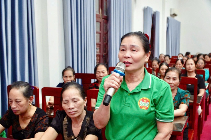 Hội nông dân xã Tây Phương  tổ chức hội nghị, phổ biến luật trật tự, an toàn giao thông đường bộ, luật an ninh mạng cho cán bộ, hội viên nông dân - Ảnh 5.