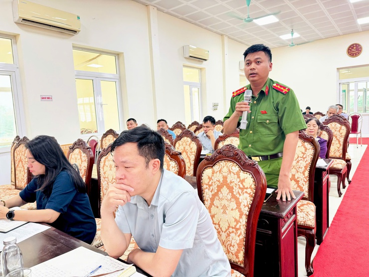 Nam Phù triển khai quyết liệt các biện pháp phòng, chống dịch bệnh gia súc, gia cầm- Ảnh 4.