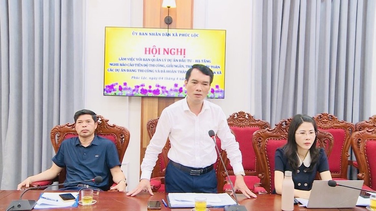 UBND xã tổ chức Hội nghị làm việc với Ban Quản lý dự án đầu tư – Hạ tầng về tiến độ thực hiện các dự án- Ảnh 4.