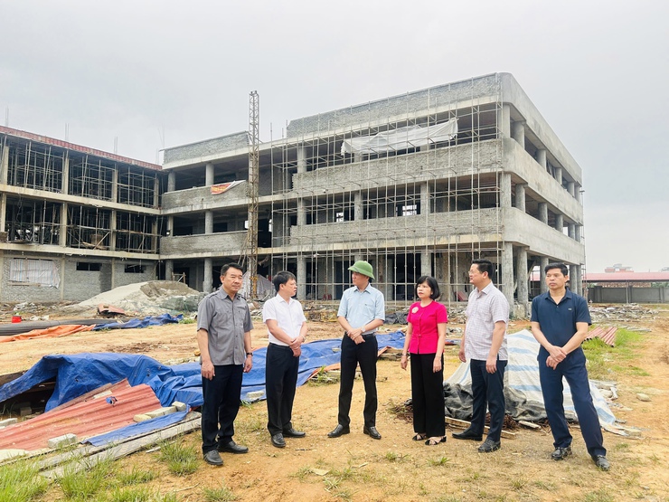 Phúc Lộc: Lãnh đạo xã kiểm tra thực địa các dự án đang thi công trên địa bàn- Ảnh 1.