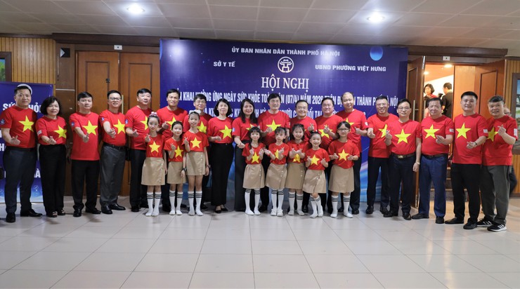 Hà Nội phát động hưởng ứng Ngày Sức khỏe toàn dân 7/4 với chủ đề "Chủ động phòng bệnh – Vì một Việt Nam khỏe mạnh"- Ảnh 3.