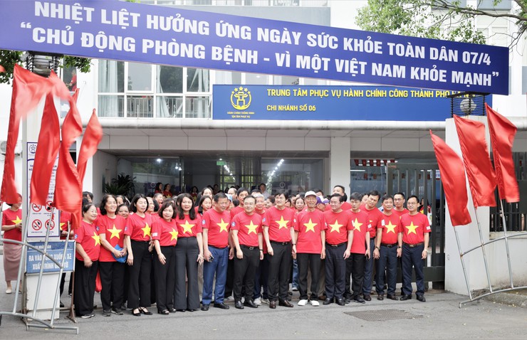 Hà Nội phát động hưởng ứng Ngày Sức khỏe toàn dân 7/4 với chủ đề "Chủ động phòng bệnh – Vì một Việt Nam khỏe mạnh"- Ảnh 8.