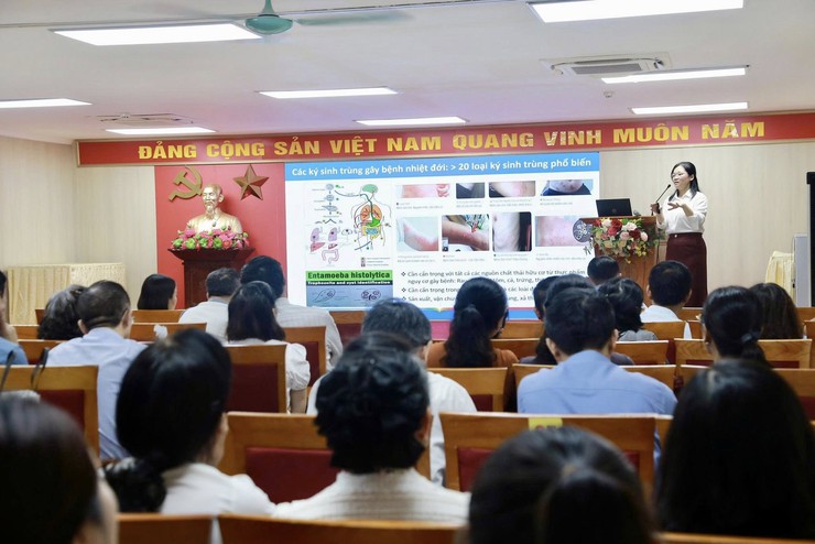 Phường Dương Nội tập huấn quản lý thu gom, phân loại và xử lý chất thải rắn tại hộ gia đình- Ảnh 2.