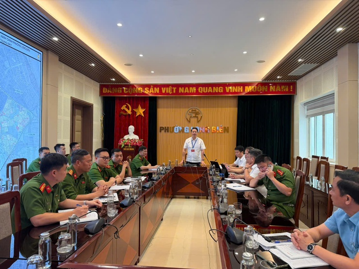 Phường Long Biên phối hợp quản lý Nhà nước về PCCC trên địa bàn phường- Ảnh 1.