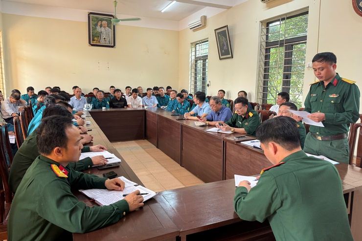 Ban Chỉ huy Quân sự phường Chương Mỹ đánh giá kết quả thực hiện nhiệm vụ quân sự, quốc phòng tháng 3; triển khai các nhiệm vụ trọng tâm tháng 4- Ảnh 1.