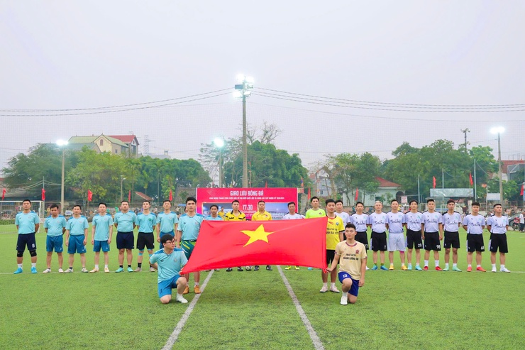Giao lưu bóng đá giữa FC xã Phú Nghĩa và FC xã Trần Phú- Ảnh 2.