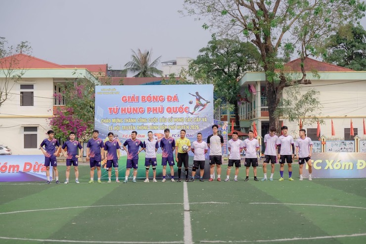 SÔI ĐỘNG GIẢI BÓNG ĐÁ TỨ HÙNG THÔN PHỦ QUỐC- Ảnh 1.