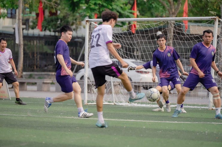 SÔI ĐỘNG GIẢI BÓNG ĐÁ TỨ HÙNG THÔN PHỦ QUỐC- Ảnh 3.