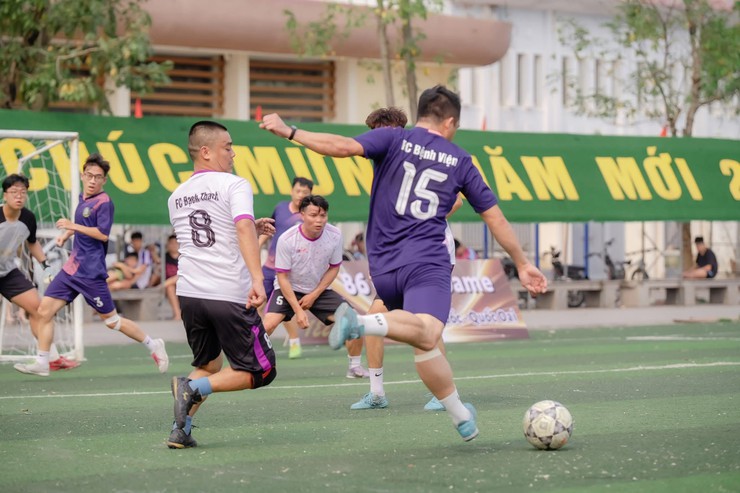 SÔI ĐỘNG GIẢI BÓNG ĐÁ TỨ HÙNG THÔN PHỦ QUỐC- Ảnh 4.