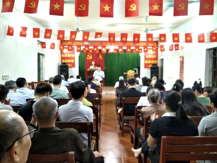 Đồng chí Phó Chủ tịch UBND xã dự sinh hoạt thường kỳ Chi bộ thôn Thụy Khuê- Ảnh 2.