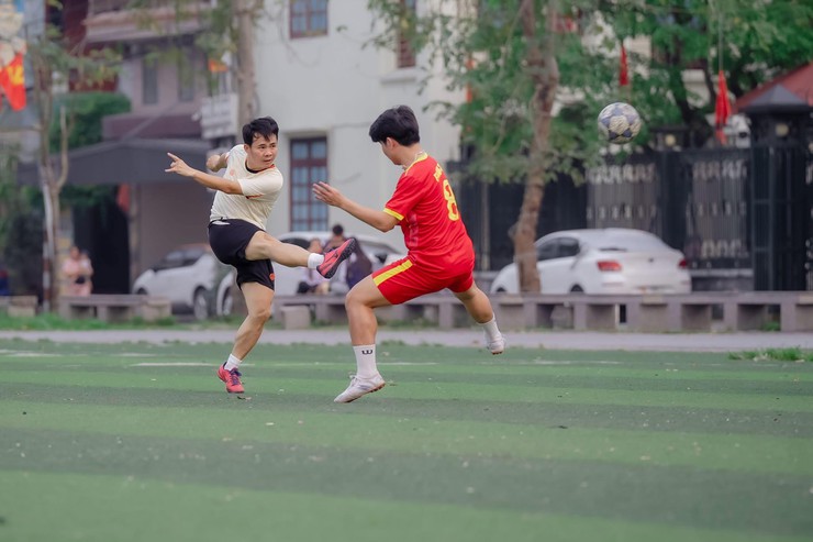 SÔI ĐỘNG GIẢI BÓNG ĐÁ TỨ HÙNG THÔN PHỦ QUỐC- Ảnh 9.