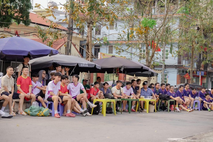 SÔI ĐỘNG GIẢI BÓNG ĐÁ TỨ HÙNG THÔN PHỦ QUỐC- Ảnh 13.