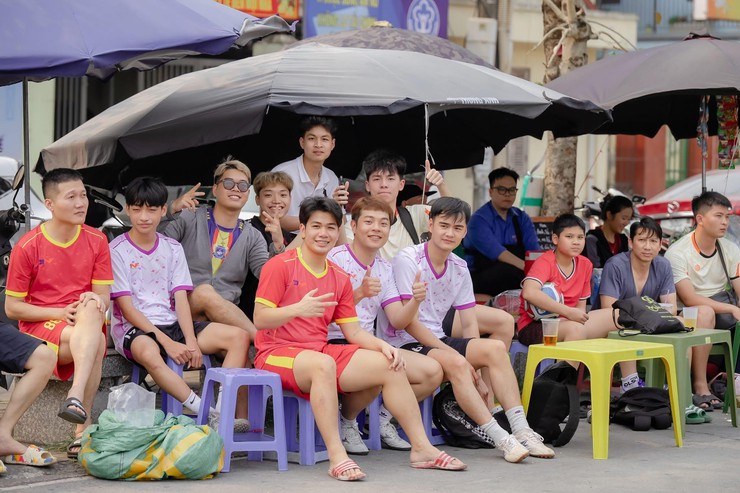 SÔI ĐỘNG GIẢI BÓNG ĐÁ TỨ HÙNG THÔN PHỦ QUỐC- Ảnh 15.