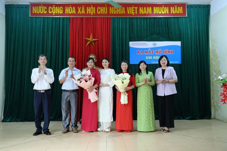 Xuân Mai: Chi hội phụ nữ thôn Xuân Sen ra mắt "Chi hội số"- Ảnh 3.