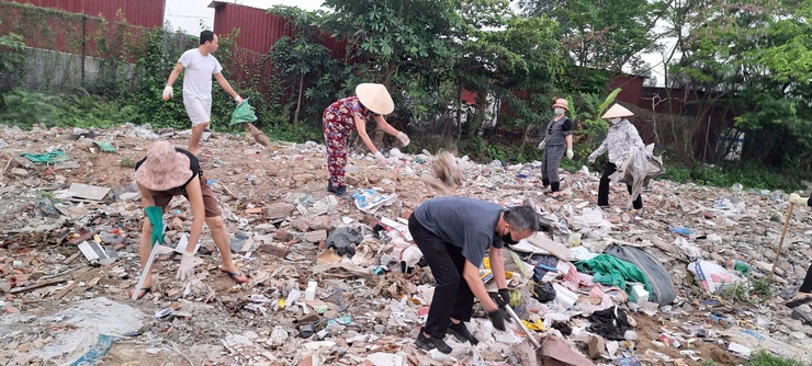 Nhận diện điểm nghẽn về vệ sinh môi trường, ô nhiễm không khí: Cần đồng bộ giải pháp và nâng cao vai trò cộng đồng- Ảnh 1.