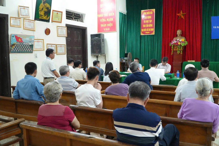 PHÓ BÍ THƯ THƯỜNG TRỰC ĐẢNG ỦY HOÀNG QUỐC ĐẠT DỰ SINH HOẠT TẠI THÔN THẾ HIỂN: Đổi mới nội dung, phương pháp sinh hoạt chi bộ, tạo sự đồng thuận trong nhân dân- Ảnh 3.