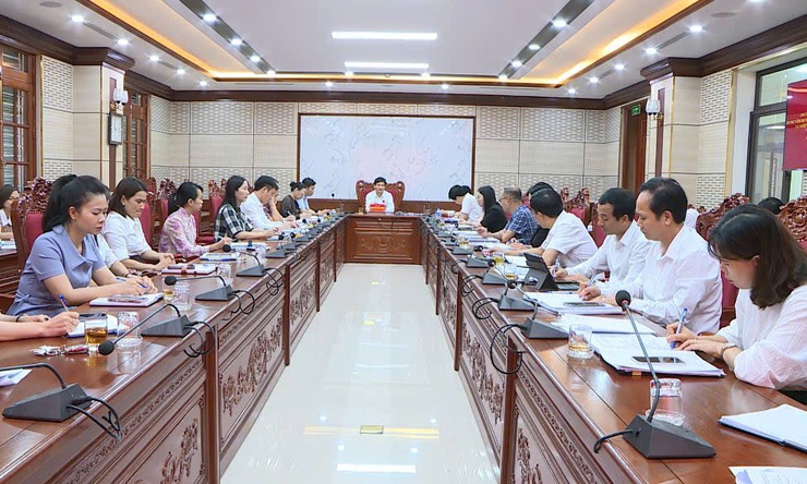 THƯỜNG TRỰC ĐẢNG ỦY XÃ PHÚC THỌ NGHE TRUNG TÂM DỊCH VỤ TỔNG HỢP XÃ BÁO CÁO NHIỆM VỤ QUÝ I NĂM 2026- Ảnh 7.