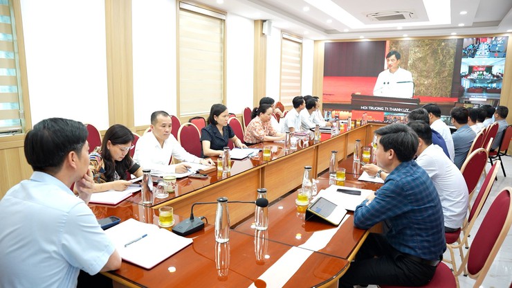 Thành uỷ Hà Nội tổ chức Hội nghị giao ban trực tiếp, trực tuyến giữa Thành ủy – HĐND – UBND – UBMTTQ thành phố với cơ sở quý I năm 2026- Ảnh 1.