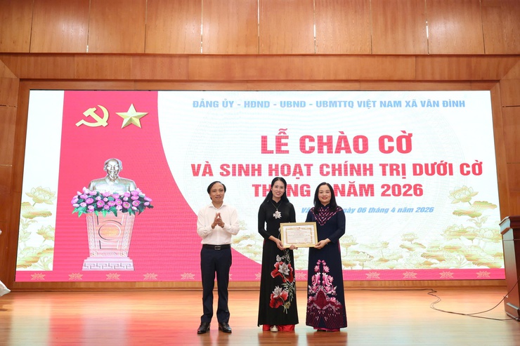 Xã Vân Đình tổ chức Lễ chào cờ và sinh hoạt chính trị dưới cờ tháng 4/2026- Ảnh 4.