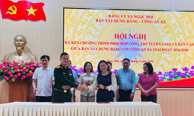 Ngọc Hồi ký kết chương trình phối hợp công tác tuyên giáo, dân vận giai đoạn 2026–2030- Ảnh 4.