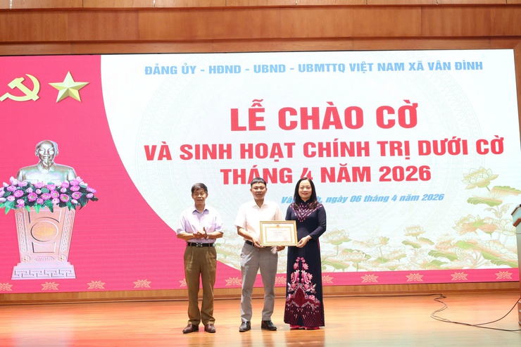 Xã Vân Đình tổ chức Lễ chào cờ và sinh hoạt chính trị dưới cờ tháng 4/2026- Ảnh 6.