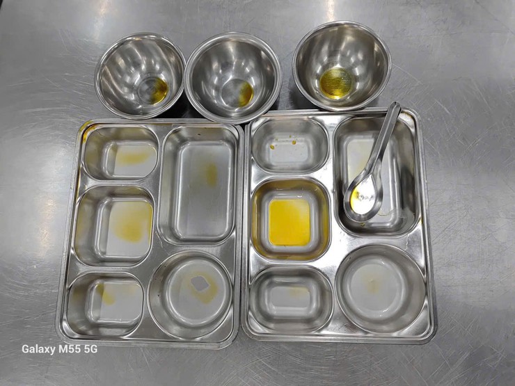 Tăng cường kiểm tra an toàn thực phẩm tại bếp ăn trường học- Ảnh 3.