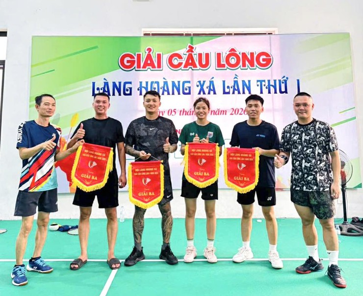 Giải Cầu Lông Làng Hoàng Xá Lần Thứ Nhất – Thành Công Tốt Đẹp- Ảnh 7.