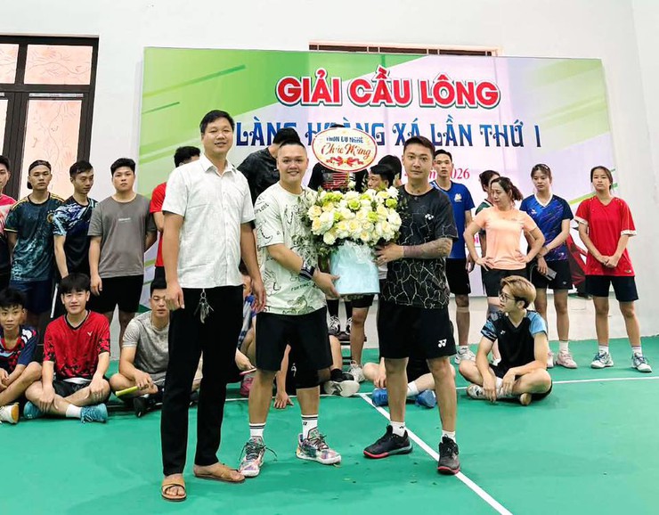 Giải Cầu Lông Làng Hoàng Xá Lần Thứ Nhất – Thành Công Tốt Đẹp- Ảnh 2.