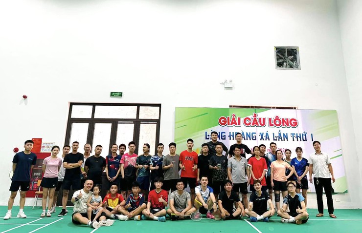 Giải Cầu Lông Làng Hoàng Xá Lần Thứ Nhất – Thành Công Tốt Đẹp- Ảnh 1.