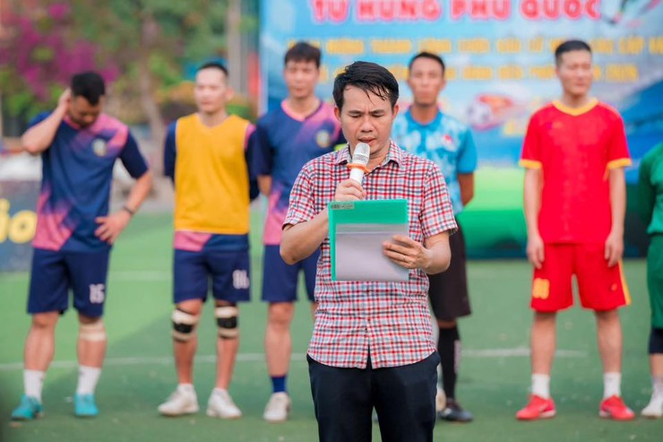 BẾ MẠC GIẢI BÓNG ĐÁ TỨ HÙNG THÔN PHỦ QUỐC – DẤU ẤN SÔI ĐỘNG, LAN TỎA TINH THẦN ĐOÀN KẾT- Ảnh 2.