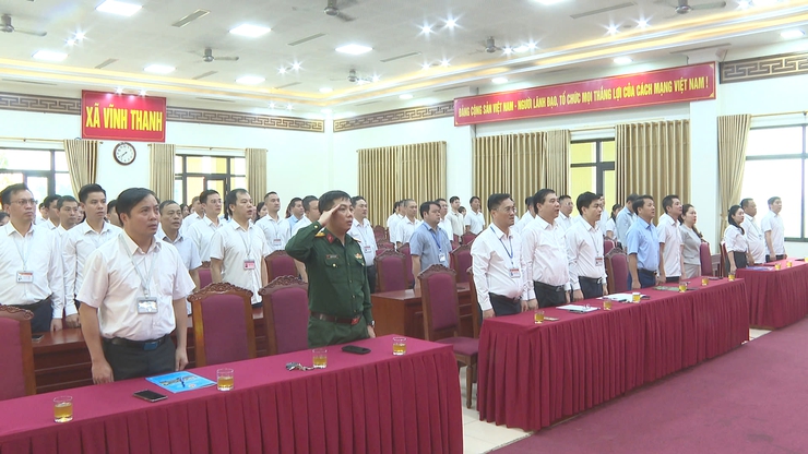 Đảng ủy xã Vĩnh Thanh tổ chức buổi lễ chào cờ và sinh hoạt dưới cờ tháng 4/2026- Ảnh 2.