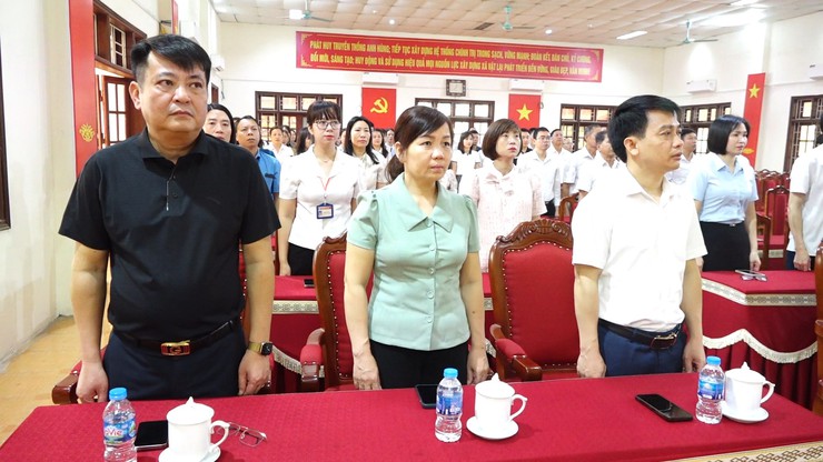 Xã Vật Lại tổ chức Lễ chào cờ đầu tuần và triển khai nhiệm vụ trọng tâm tháng 4 năm 2026- Ảnh 3.