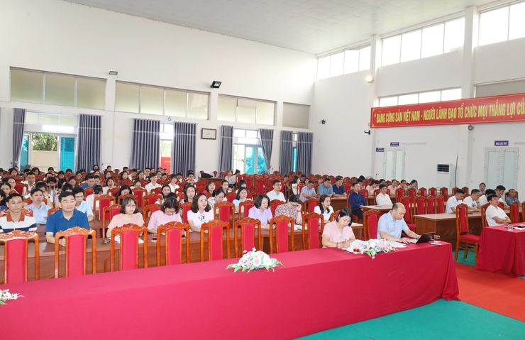 Phường Tùng Thiện tổ chức Hội nghị sinh hoạt chính trị tháng 4 năm 2026- Ảnh 1.